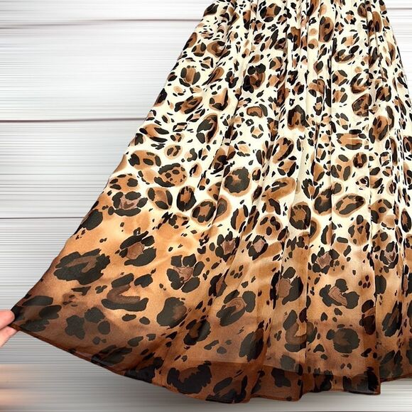 Nicole Miller Collection Silk Dress Empire Style Animal Print Deep V-Neck size 0 - Picture 6 of 12